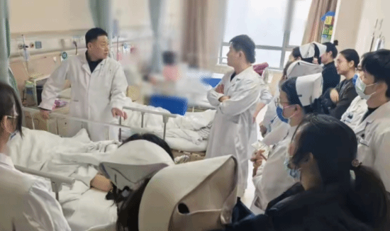 50岁女子在睡梦中粉碎性骨折？医生都难以置信